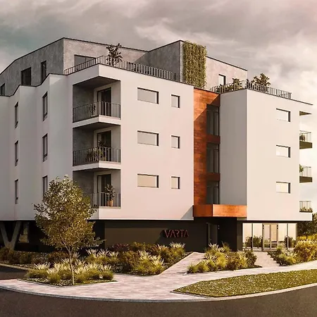 New Stylish Varta Alpha With Free Parking Apartmán