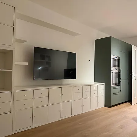 New Stylish Varta Alpha 2025 & Parking Appartement