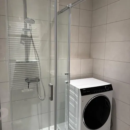 New Stylish Varta Alpha 2025 & Parking Appartement Praag
