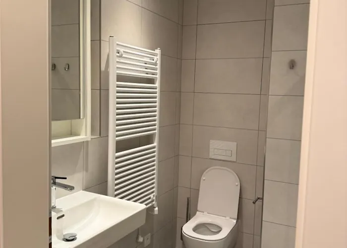 Apartamento New Stylish Varta Alpha With Free Parking Praga